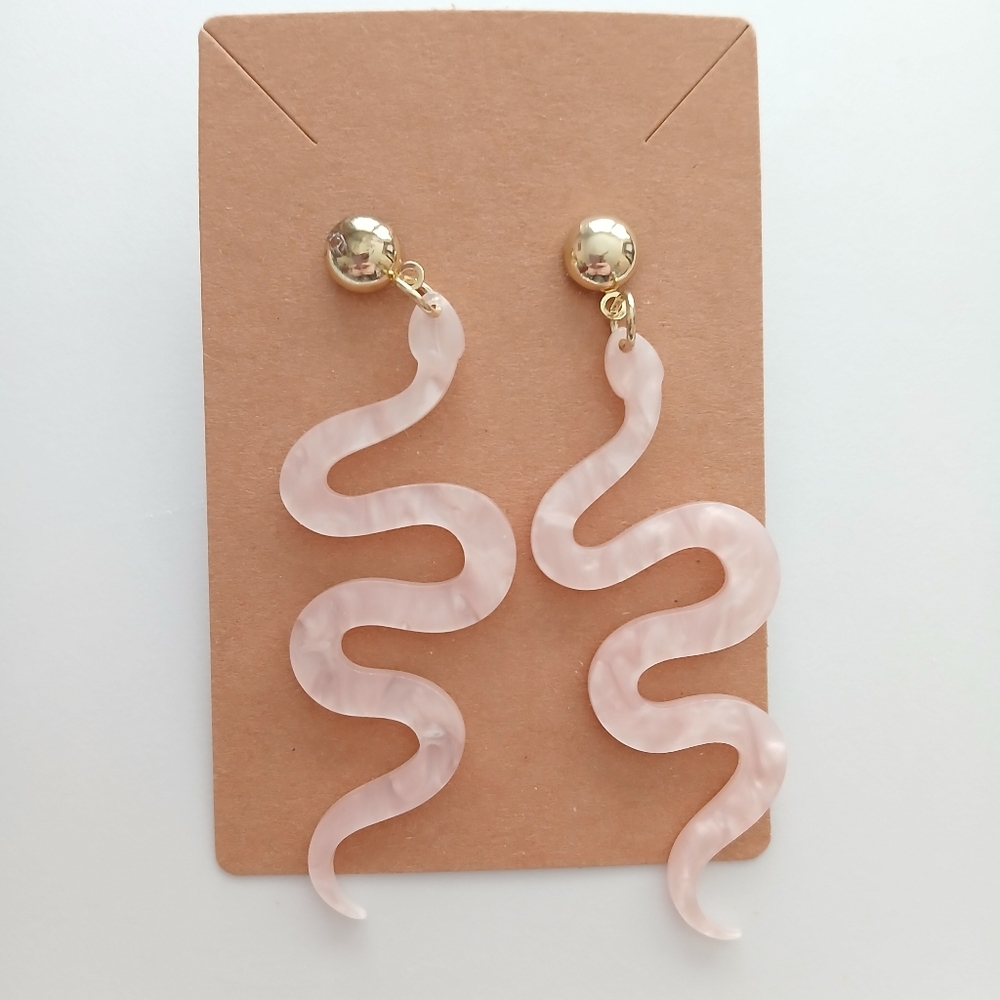 Fashion Jewelry Pink Serpent Earrings